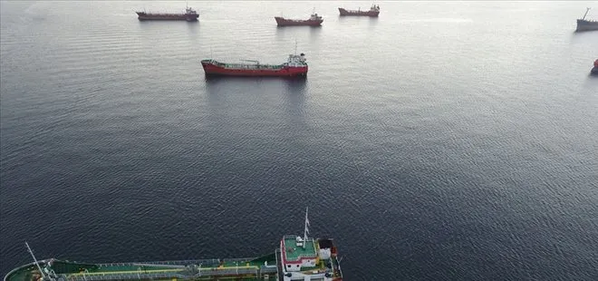 İstanbul Büyükşehir Belediyesi ekipleri denizi kirleten gemilere ceza yağdırdı