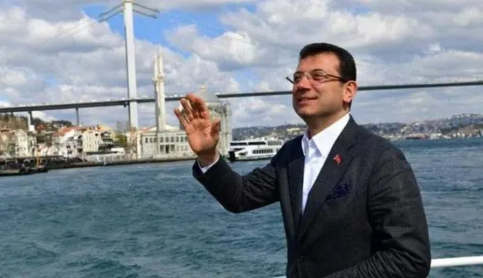 İmamoğlu mağdurlarının arasına tarihçi-yazar Bardakçı da girdi: Adım kullanılarak belediyeden para aktarılmış