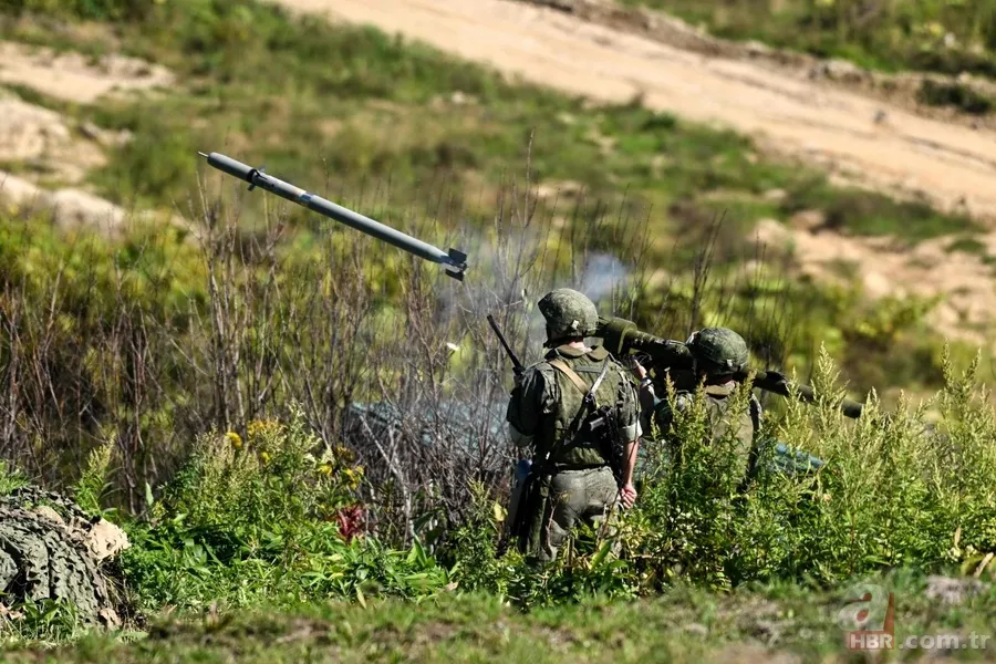 Çin de katılıyor! Rusya’daki Vostok-2022 askeri tatbikatından yeni görüntüler 6