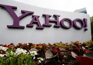Yahoo Verizon'a satıldı