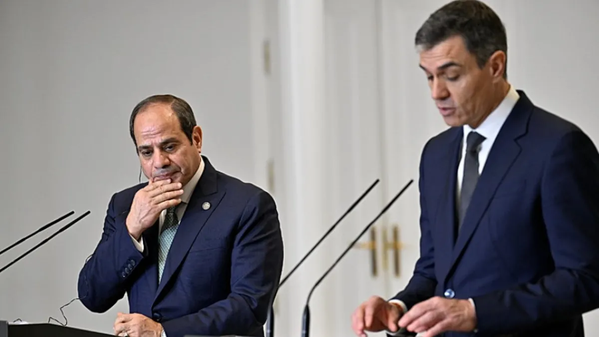 Sisi'den İspanya'da Gazze açıklaması: Filistinliler yerlerinden edilmeden imar edilmeli