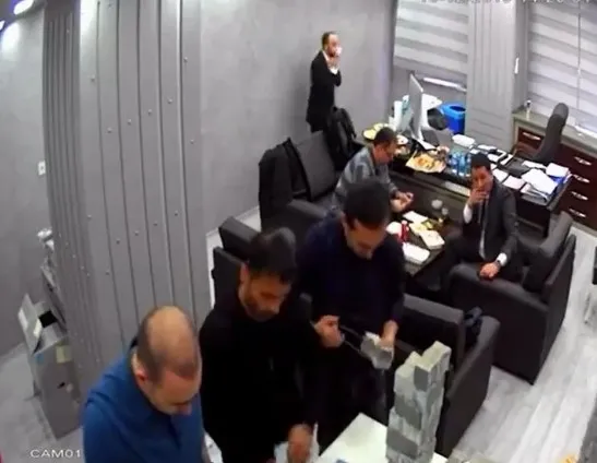 Dönemin CHP’li avukatı Çiçek: Görüntülerden daha önce bina alınmıştı