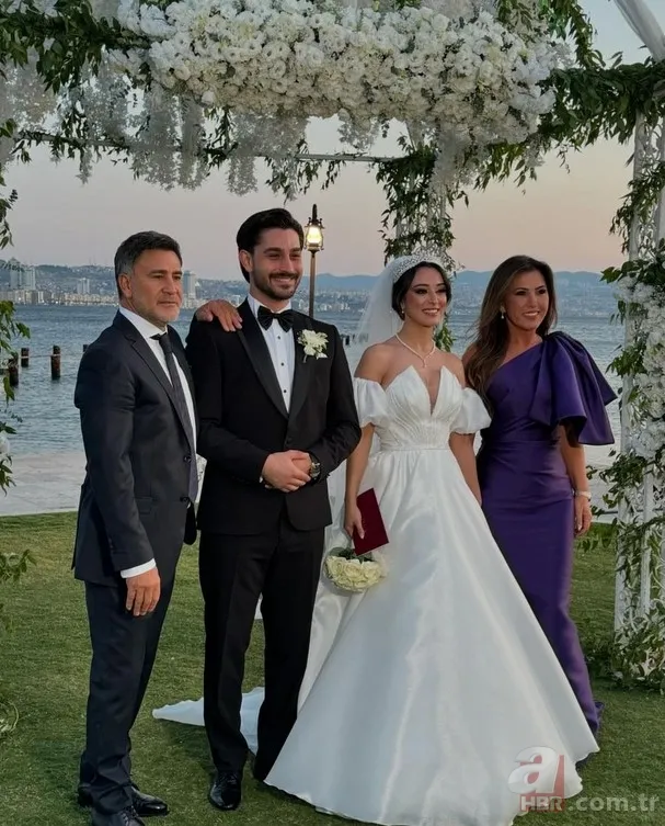 Şarkıcı İzzet Yıldızhan sahnede yandı! Şarkıyı bitirmeden... 7