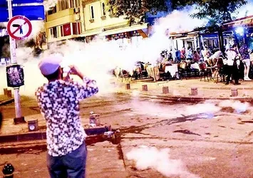 Firuzağa’da küfür edilen aile konuştu: İşin içinde rant var