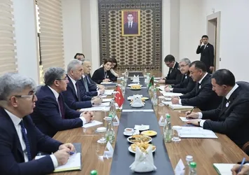 Ticaret Bakanı Bolat'tan Türkmenistan ile iş birliği vurgusu: Ticaret hedefi 5 milyar dolar