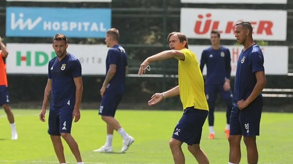 Fenerbahçe'de Phillip Cocu kanunları!