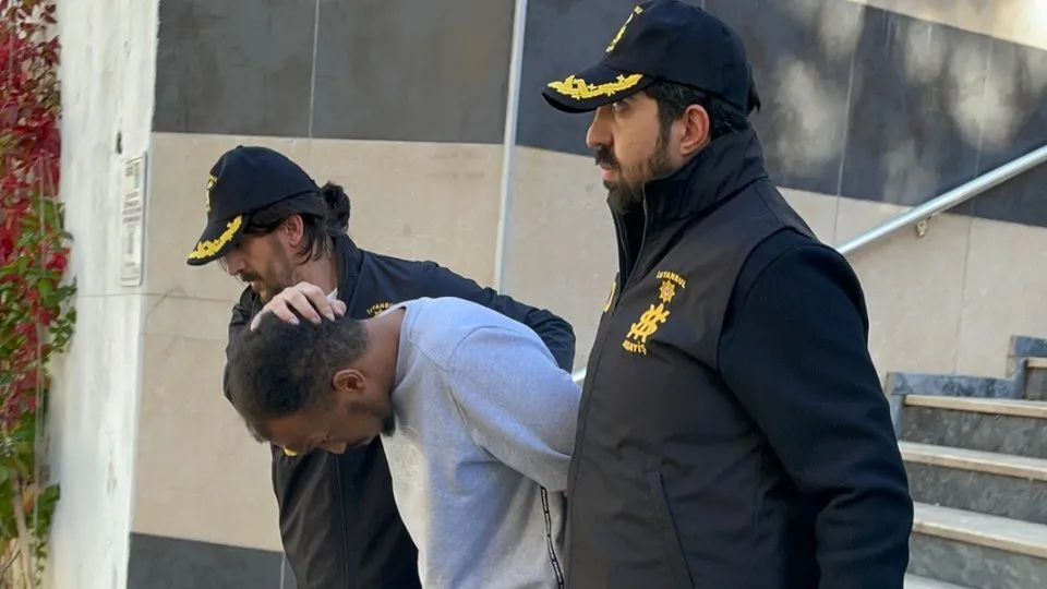 Fatih’te kadın cinayeti: Tornavidayla öldürdü! Taksicinin iş birliği katili böyle yakalattı