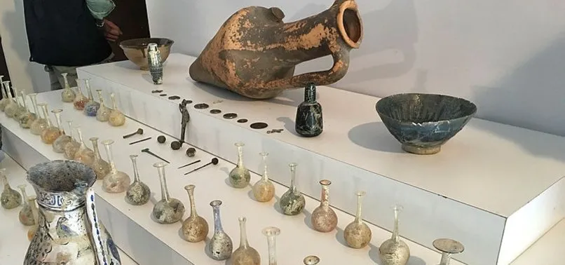 İzmir’de 'tarihi eser' operasyonu: 2 gözaltı