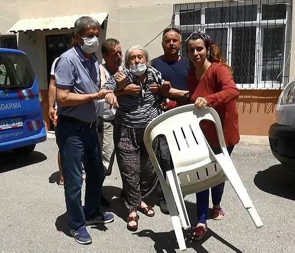 Antalya’da eski muhtar evinde ölü bulundu - 1