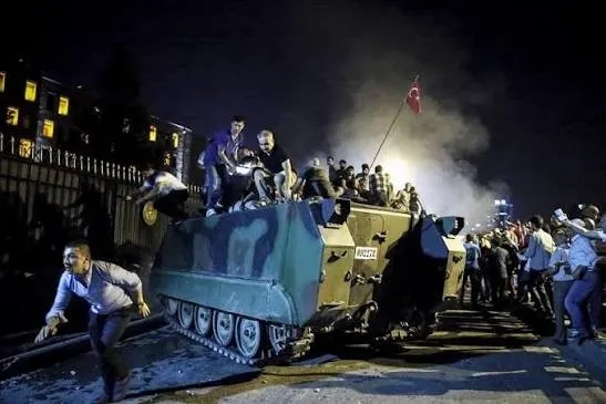 mhp-lideri-devlet-bahceli-fetoye-karsi-hafizalar-diri-tutulmali-1784017808888.jpeg MHP lideri Devlet Bahçeli: FETÖ'ye karşı hafızalar diri tutulmalı - 7