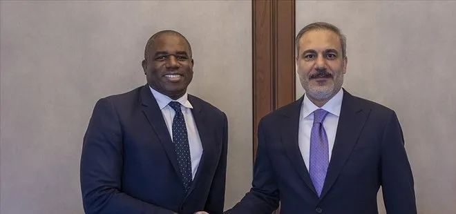 Dışişleri Bakanı Fidan İngiliz mevkidaşı Lammy ile telefonda görüştü