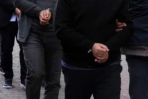 5 ilde FETÖ operasyonu: 7 gözaltı
