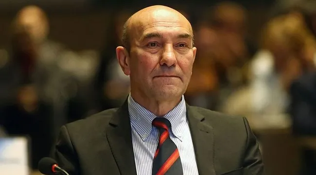 Haksız yere işten çıkarıldığını öne süren kadın güvenlikçi, Soyer'den şikayetçi oldu