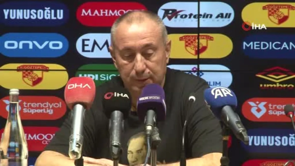 Göztepe Teknik Direktörü Stanimir Stoilov: "Taraftarımızı mutlu etmemiz gerekiyor"
