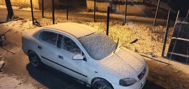 Kar yağışı Edirne'yi beyaza bürüdü