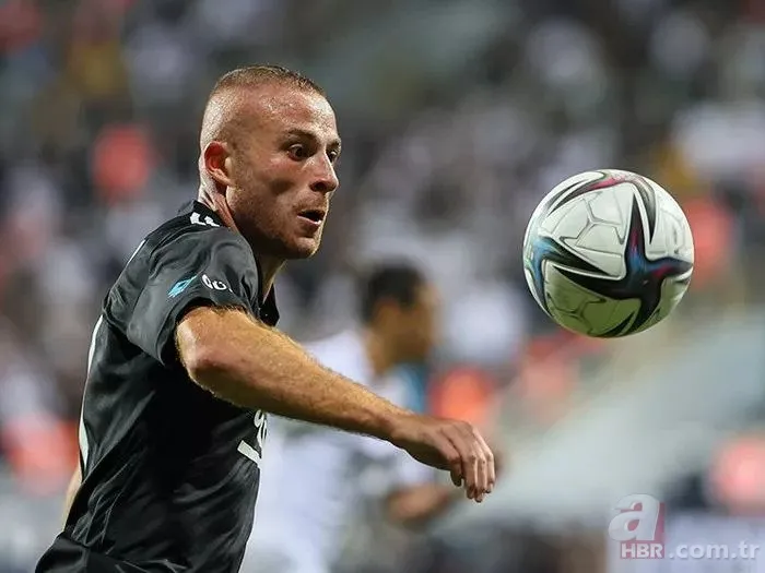 Ajax Beşiktaş Şampiyonlar Ligi maçı | Sergen Yalçın'dan kritik karar! İşte muhtemel ilk 11 9