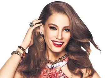 Tuba Büyüküstün yerine Serenay Sarıkaya