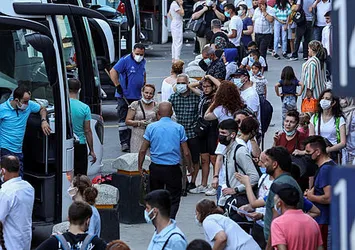 Otogarda bayram dönüşü yoğunluğu