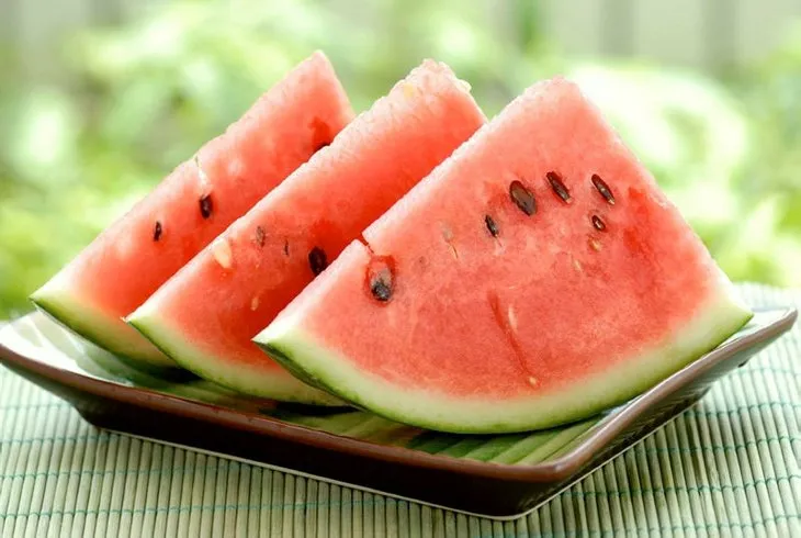 Yaz sıcaklarında bağışıklığınızı koruyan besinler