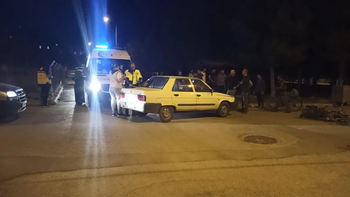 Konya'da otomobil ile motosiklet çarpıştı: 3 yaralı