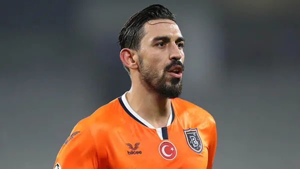 fatih-terimden-son-dakika-irfan-can-kahveci-aciklamasi-her-sey-para-degil-1611948227658.jpg Fatih Terim'den son dakika İrfan Can Kahveci açıklaması! "Her şey para değil" - 6