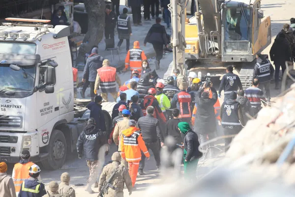 Mersin’de çileden çıkaran olay! Depremi fırsat bilip kiralara fahiş zam yaptılar
