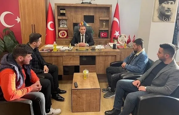 1679003141841.jpg İYİ Parti'de istifa depremi! Tam 30 kişi birden MHP'ye geçti! Akşener'e tepkiler dinmiyor... - 3