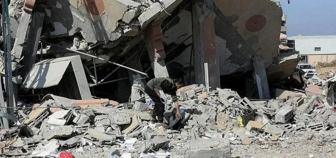 İsrail güçleri, Batı Şeria’nın Azun kasabasında çok sayıda kişiyi gözaltına aldı, iki evi yıktı
