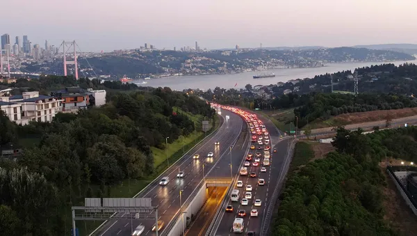 İstanbul haftanın ilk iş gününe yoğun trafikle başladı - 7