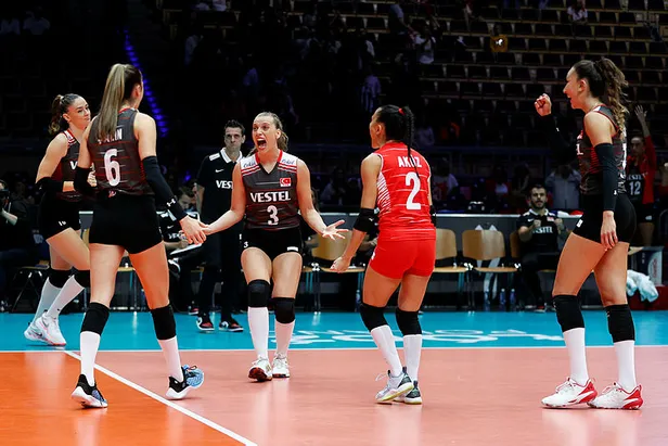 Türkiye Sırbistan maçı canlı izle | 2022 Filenin Sultanları voleybol maçı saat kaçta, hangi kanalda yayınlanacak?