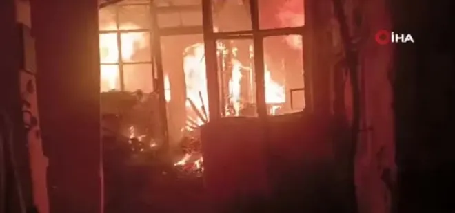 Manisa Kırkağaç'ta çıkan ev yangını: 1 ölü