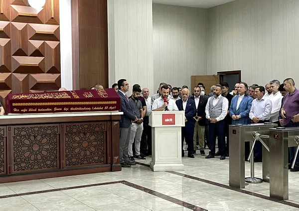 Son dakika | Akit Medya’nın acı günü! Mustafa Karahasanoğlu vefat etti