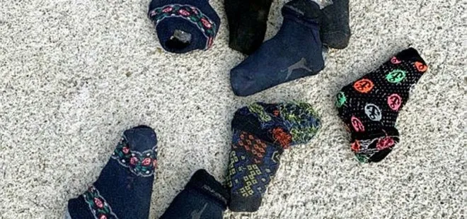 Gaziantep’te araziye atılan çoraplardan 8 tabanca çıktı