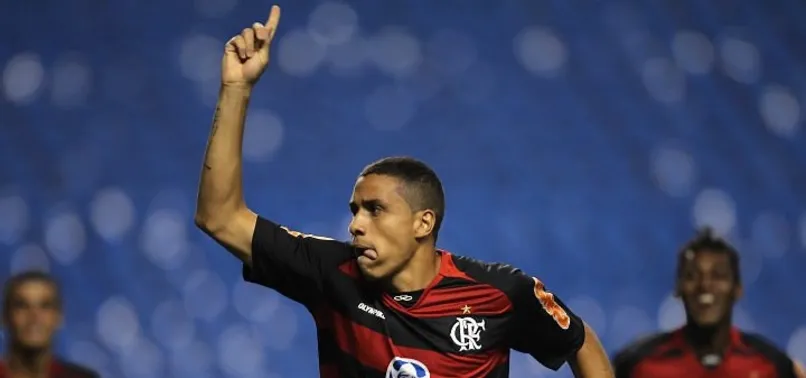 Santos Monteiro Wanderley'e 3 ay men cezası