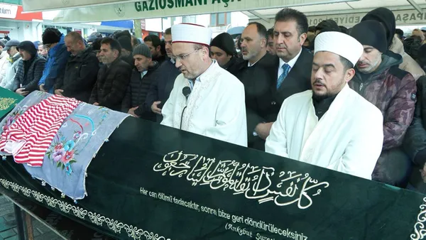 7 yaşındaki Elvin Ak okulda hayatını kaybetti! Aileyi yasa boğan ölüm incelemeye alındı - 5