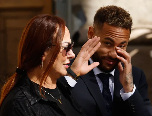 Neymar'ın Barcelona macerasında usulsüzlük davası! - 6
