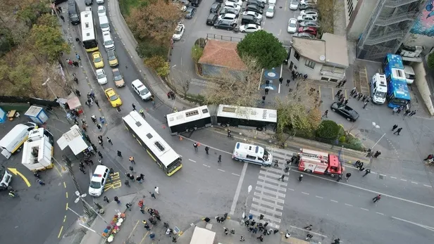 kadikoyde-ne-oldu-kadikoy-metrobus-kazasi-nasil-oldu-duvara-mi-carpti-sogutlucesme-duragi-metrobus-kazasi-son-1668685612251.jpg Söğütlüçeşme durağı metrobüs kazası son durum! Kadıköy'de ne oldu? Kadıköy metrobüs kazası nasıl oldu, duvara mı çarptı? - 4