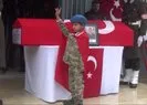 8 yaşındaki Memati şehit abisini Türk bayrağıyla uğurladı |Video