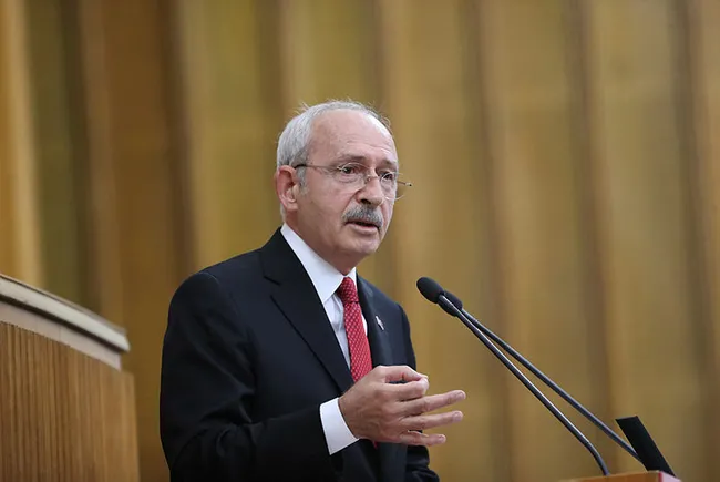 Erkan Tan: CHP kin ve nefret söylemiyle partiden kopmaları önleyebileceğini sanıyor