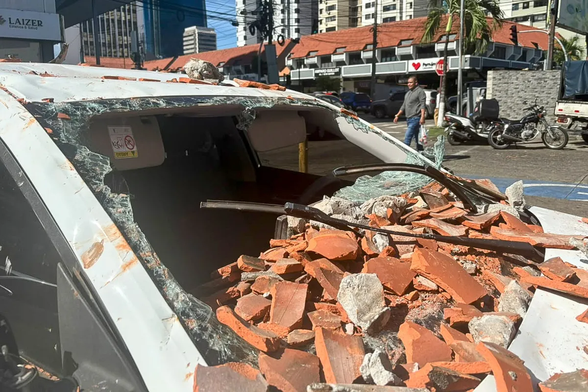 panamada-77-buyuklugunde-deprem-tsunami-uyarisi-yapildi-1791578844866.jpg Panama’da 7,7 büyüklüğünde deprem! Tsunami uyarısı yapıldı - 2