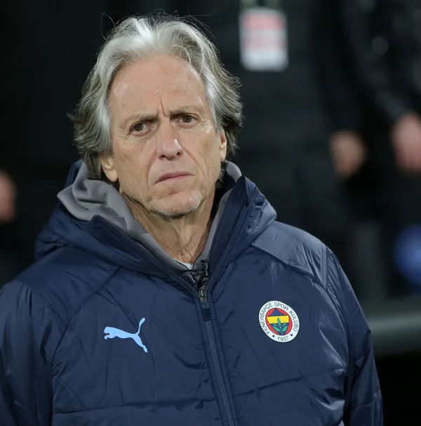 umraniyespor-fenerbahce-canli-anlatim-umraniyespor-fenerbahce-maci-saat-kacta-hangi-kanalda-1674499975385.jpg Fenerbahçe son dakikada hayat buldu! Ümraniyespor'u Kaptan'ı yaktı!
