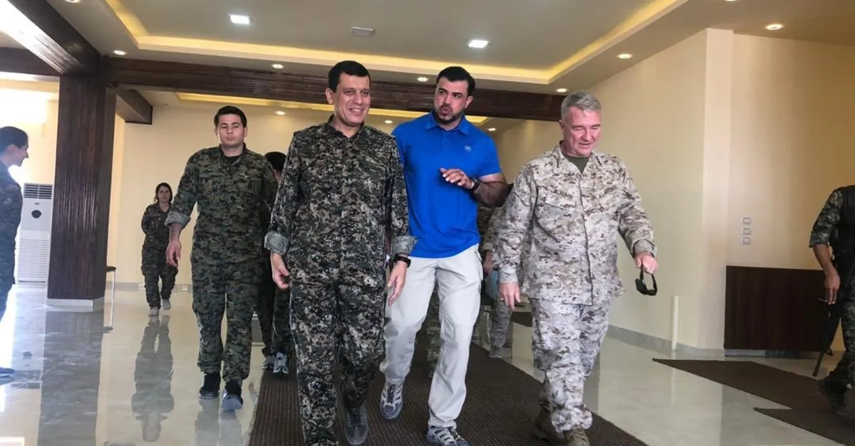 ABD’li General Kenneth Mckenzie teröristlerle görüştü | Video