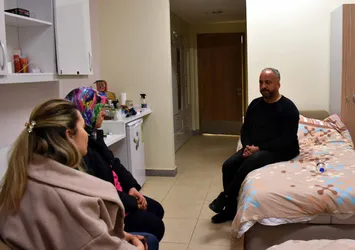 Depremde 2 kızını kaybeden acılı babanın sözleri kahretti: Onlara yardım edemedim