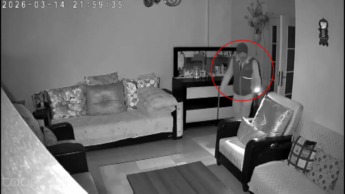 Eve giren hırsıza kameradan bağırdı: Çık oradan!