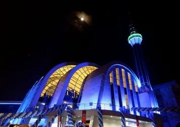 İzmir'de gece sela okunması halkı tedirgin etti