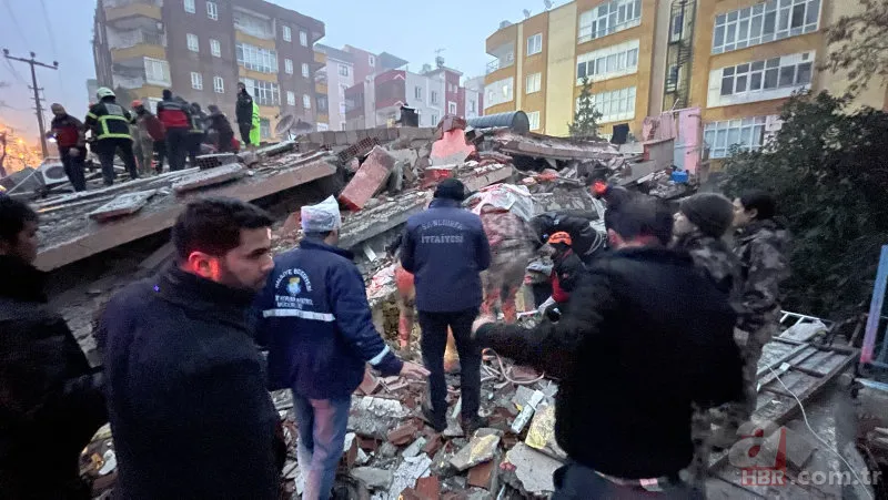 10 ilde şiddetli deprem! Acı tablo gün ağarınca ortaya çıktı 6