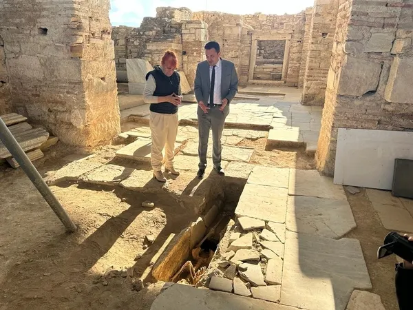 aydinda-kazi-calismalarinda-bulundu-13-yuzyildan-kaldigi-tahmin-ediliyor-1673099528066.jpg Aydın'da kazı çalışmalarında bulundu! 13. yüzyıldan kaldığı tahmin ediliyor - 3