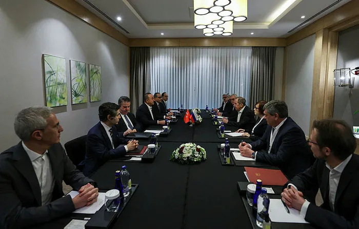 Antalya’da tarihi üçlü zirve! Rusya Dışişleri Bakanı Sergey Lavrov ile Ukrayna Dışişleri Bakanı Dmitro Kuleba ilk kez bir araya geldi