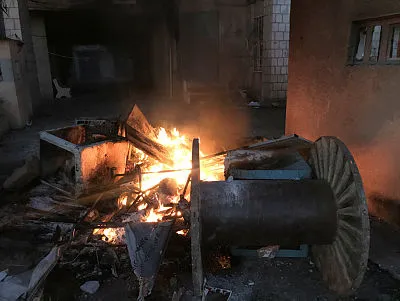 irakta-protesto-gosterileri-sonucu-15-kisi-yaralandi-1607377813144.jpg Irak'ta protesto gösterileri sonucu 15 kişi yaralandı - 1