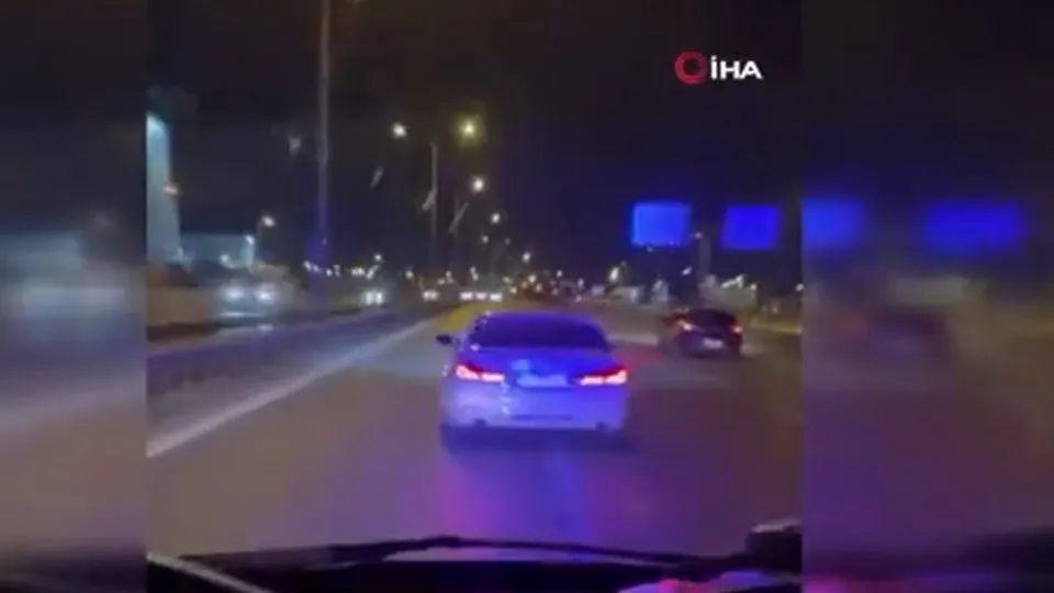 Maltepe'de ambulansa yol vermeyen sürücüye "para ve sürücü belgesi" cezası! Bakan Koca plakasını paylaştı: "Beğendin mi?"
